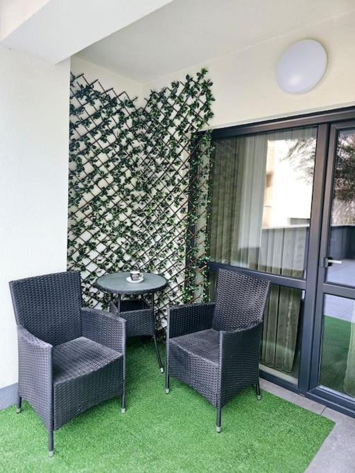 Ewa Green Towers Пітешть Екстер'єр фото